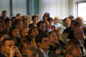 Il Direttore della S.C. di Nefrologia dott. Antonello Pani in sala congressi
